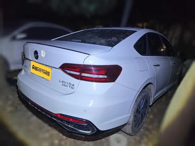 Volkswagen Lavida 280TSI DSG Starry Sky Manyi Edition