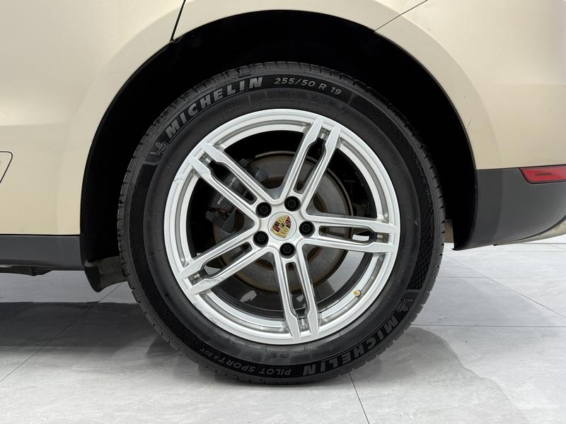 Porsche Macan 2014