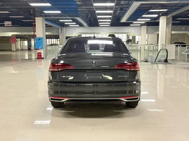 Volkswagen Bora 1.5L automatic comfort intelligent version