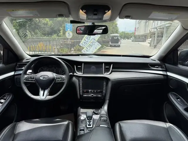 Infiniti Infiniti QX50 2.0T two-wheel drive fashion version