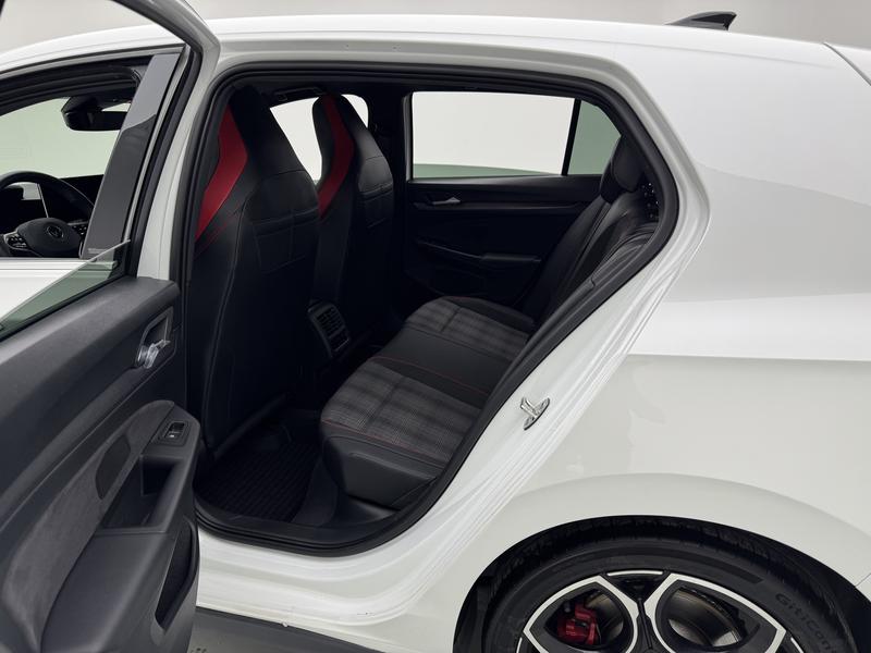 Volkswagen Golf GTI 2025