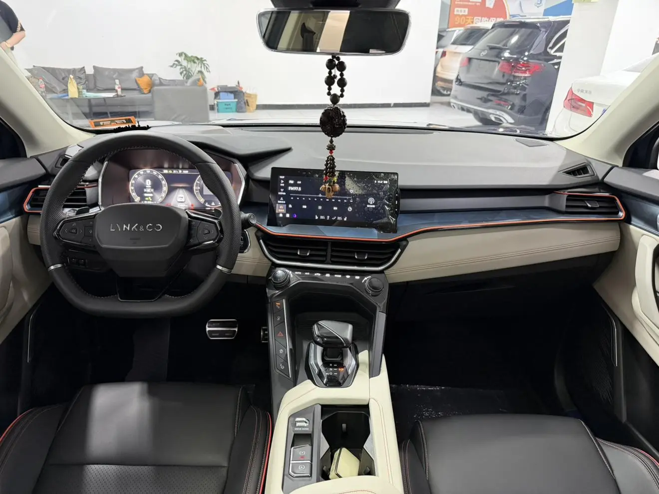 LYNK & CO Lynk 06 1.5T Yao Halo