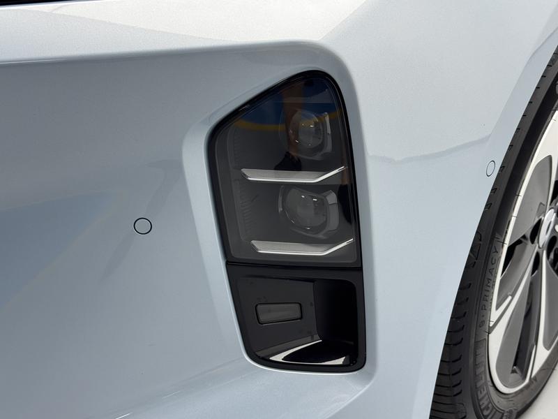 NIO NIO ET5 Touring 2025