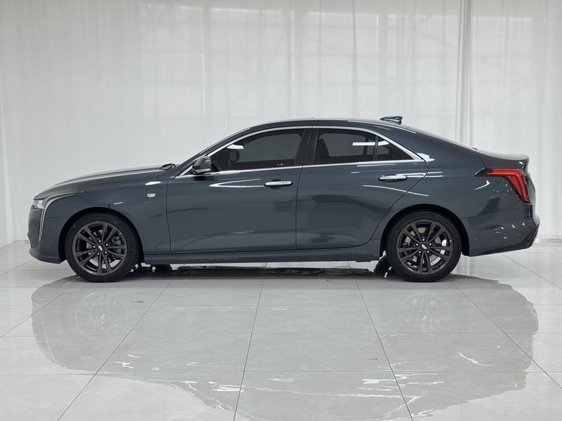Cadillac Cadillac CT4 2022