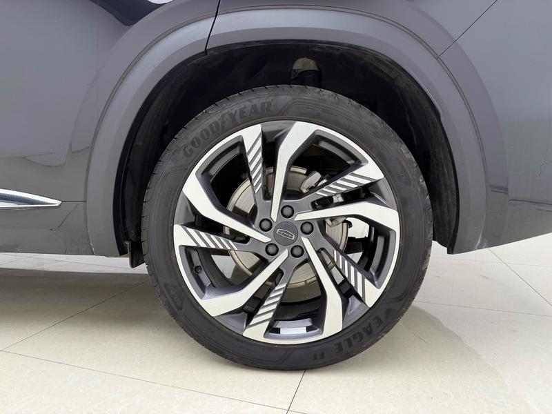Geely Emgrand L 2024
