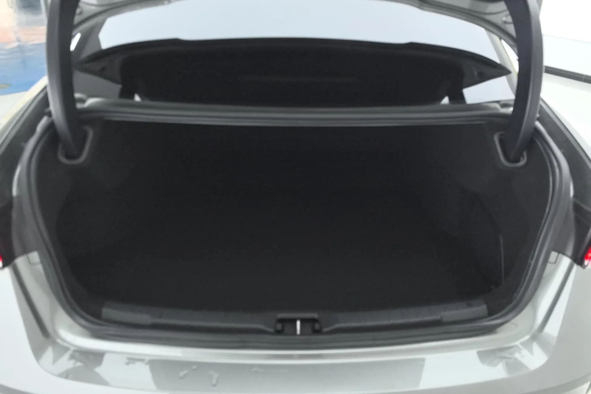 LYNK & CO Lynk 03 1.5TD DCT Champion Edition