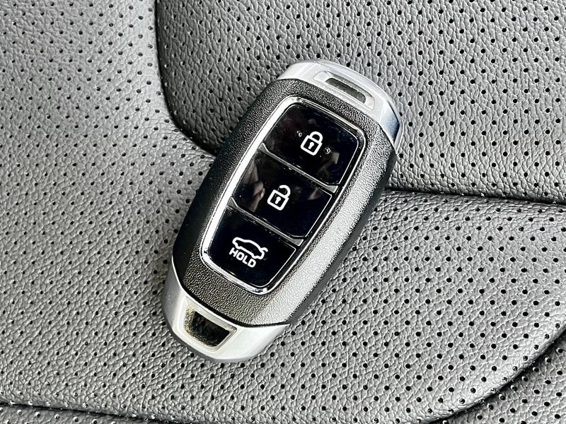 Hyundai Elantra 2022