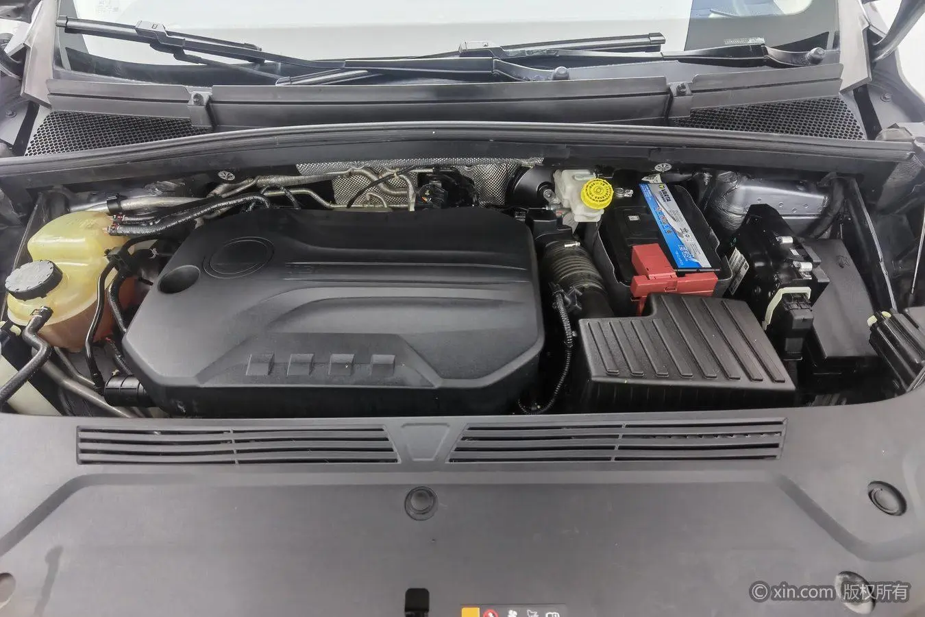Roewe Roewe iMAX8 400TGI Supreme Series Extreme Edition