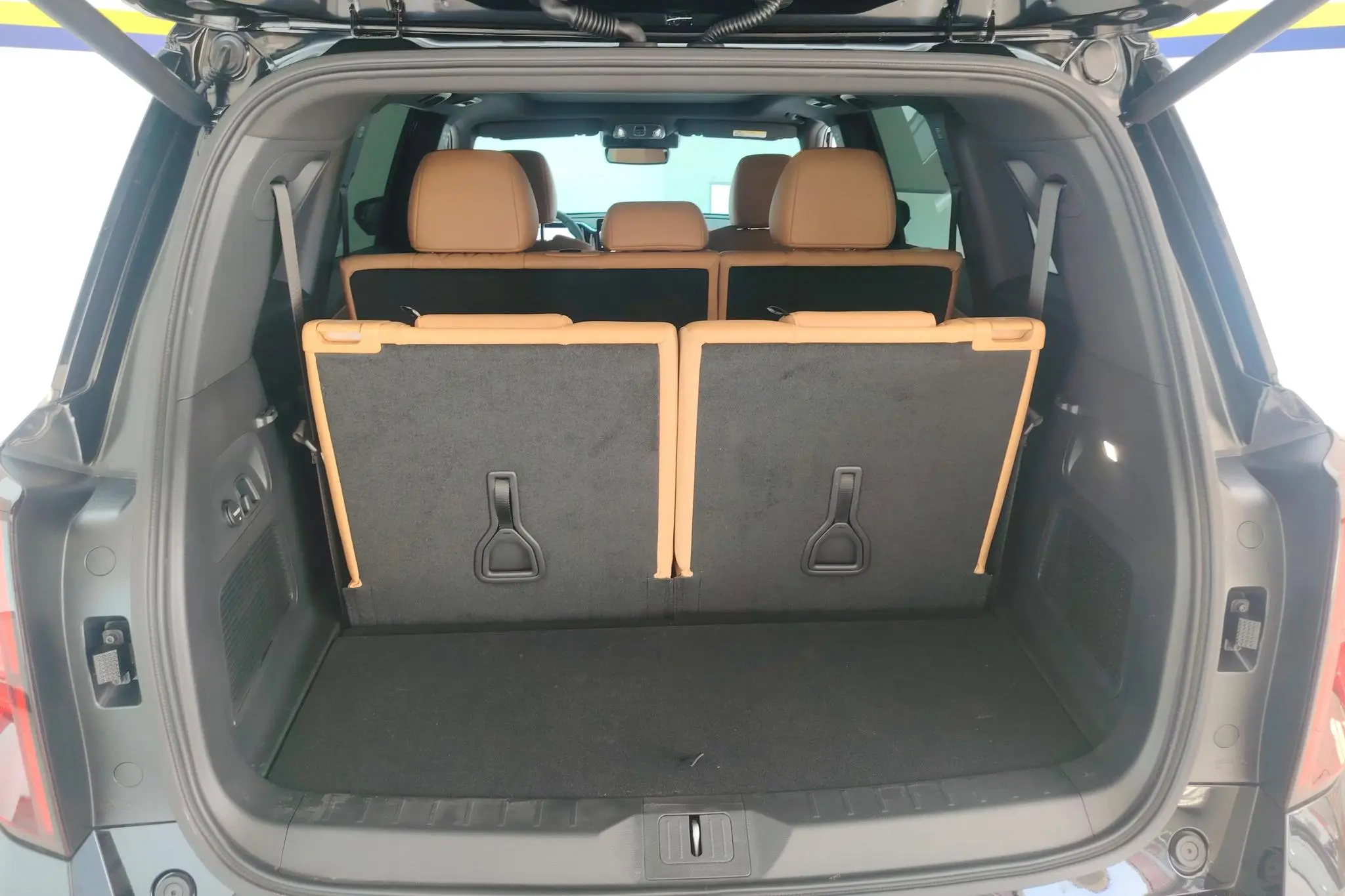 GAC Trumpchi GS8 Pilot Series 2.0 TGDI two-wheel drive Luxury Smart Edition