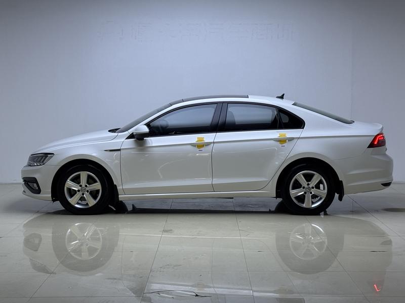 Volkswagen Lamando 2021