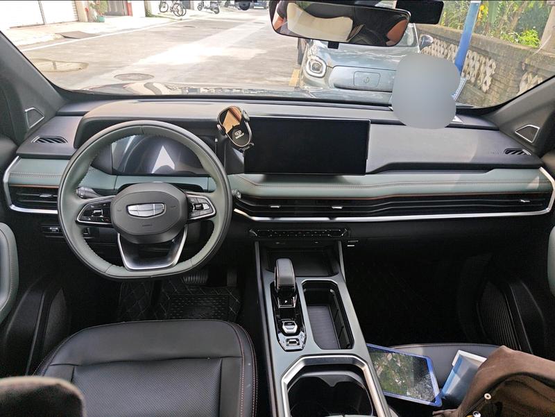 Geely Haoyue L 2023
