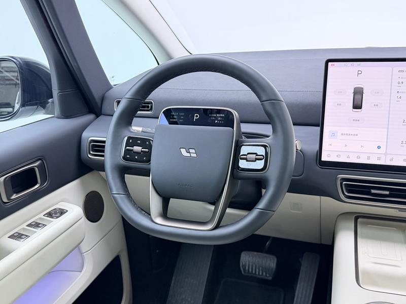 Li Auto Ideal MEGA 2025