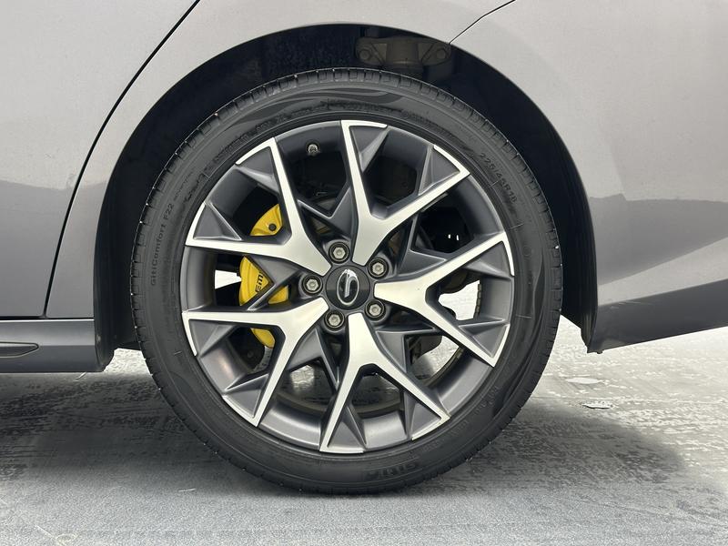 Trumpchi Shadow Leopard 2021