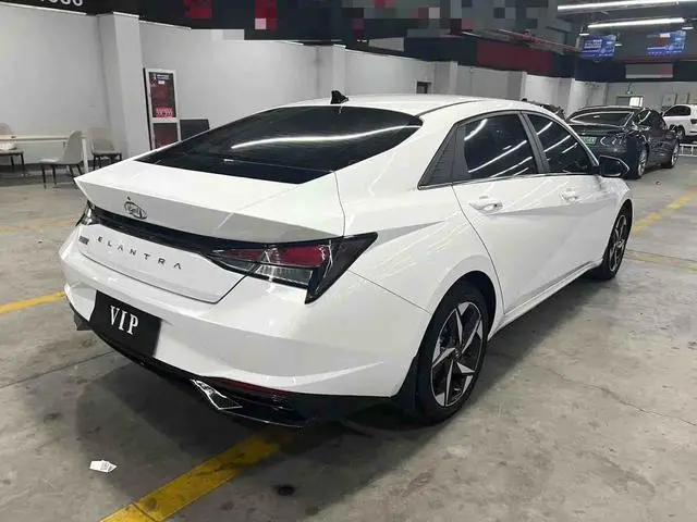 Hyundai Elantra 1.5L CVT GLX Elite Edition