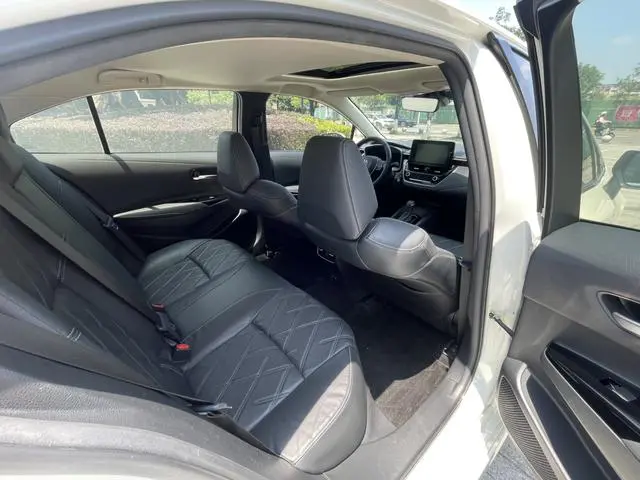 TOYOTA Asian lion 2.0L Premium Edition