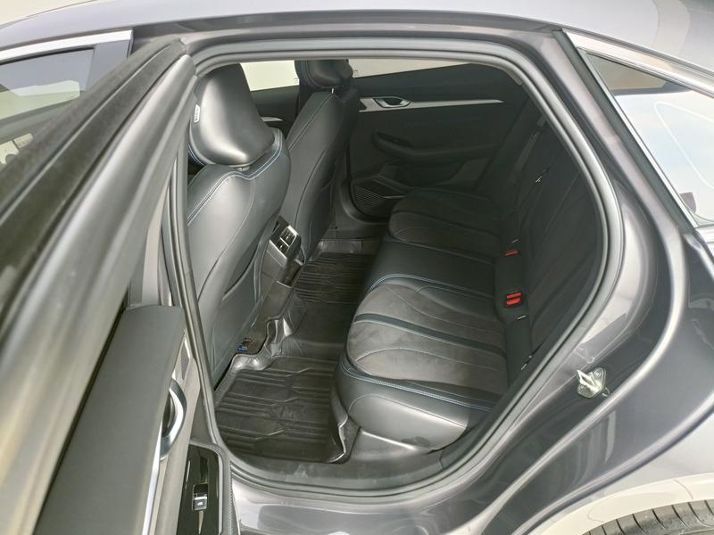 Geely Geely Preface 2025