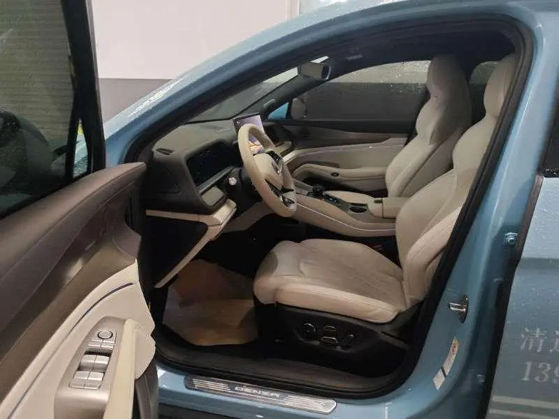 Denza Denza N7 702 two-wheel drive Smart driving Pro version