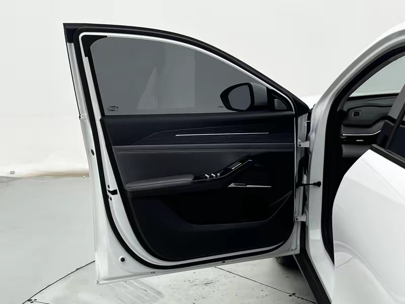 Geely Galaxy Galaxy L6 2025