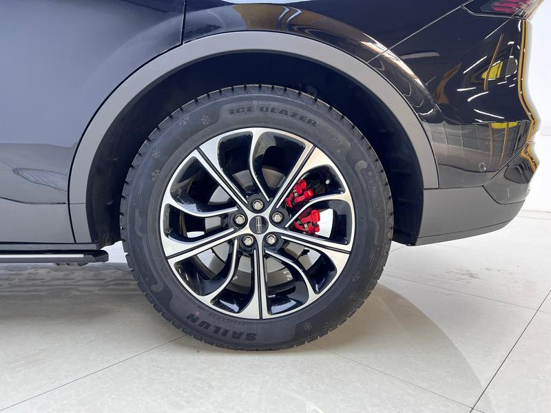 Lincoln Voyager 2023