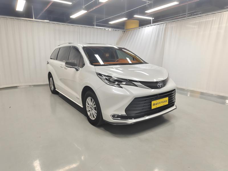 Toyota Sienna 2021