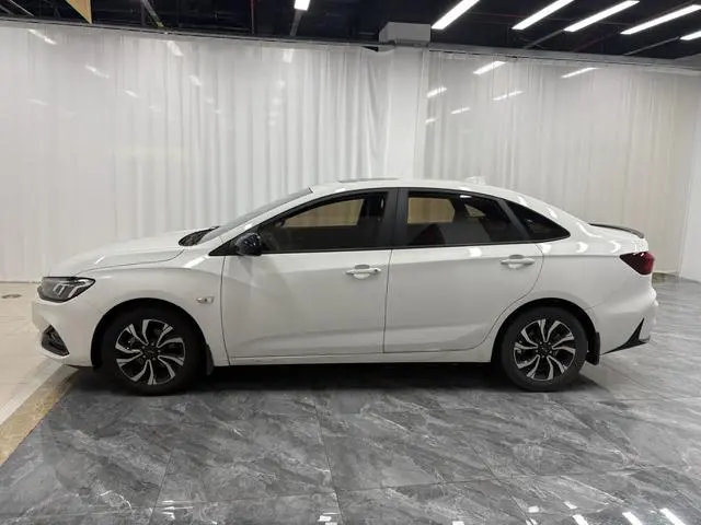Chevrolet Cruze RS 330T Automatic Fun Version