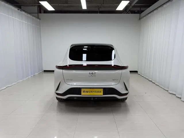 IM Zhiji LS7 Elite Rear Drive version