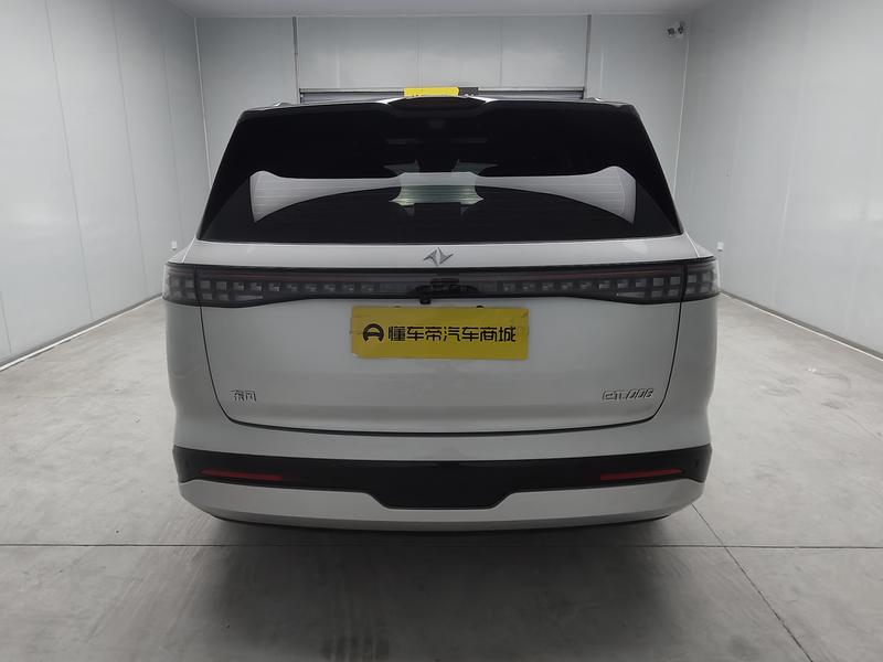 Dongfeng Yipai Eπ 008 2024