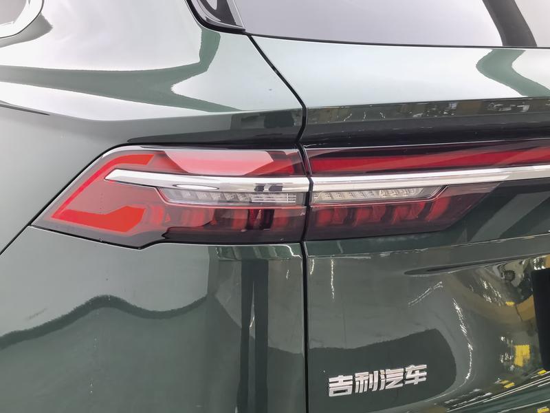 Geely Emgrand L 2025