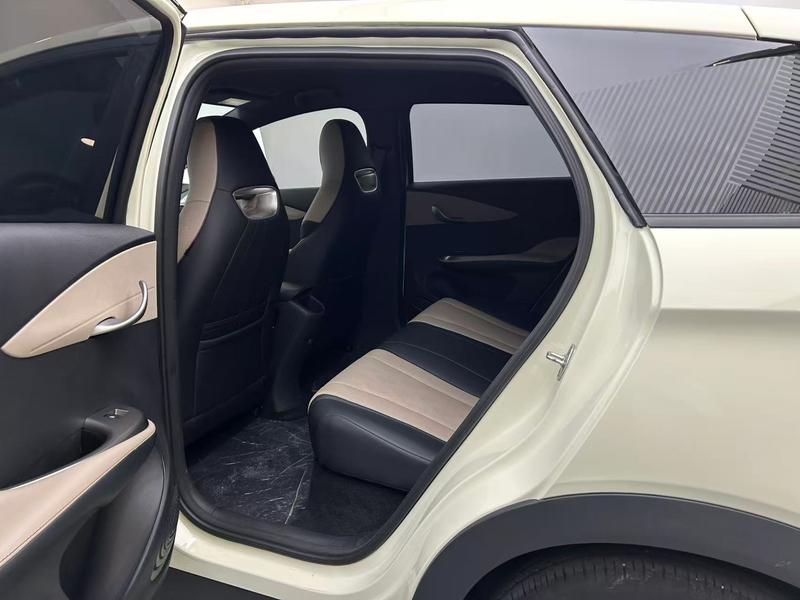 BYD dolphin 2025