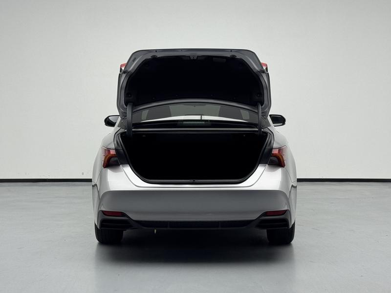 Toyota Asian Dragon 2022