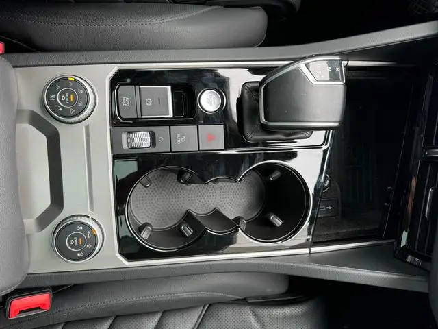Volkswagen Touareg 3.0 TSI Ruixiang Edition Yao Black Sports Suit