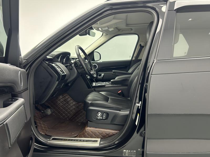 Land Rover discover 2018