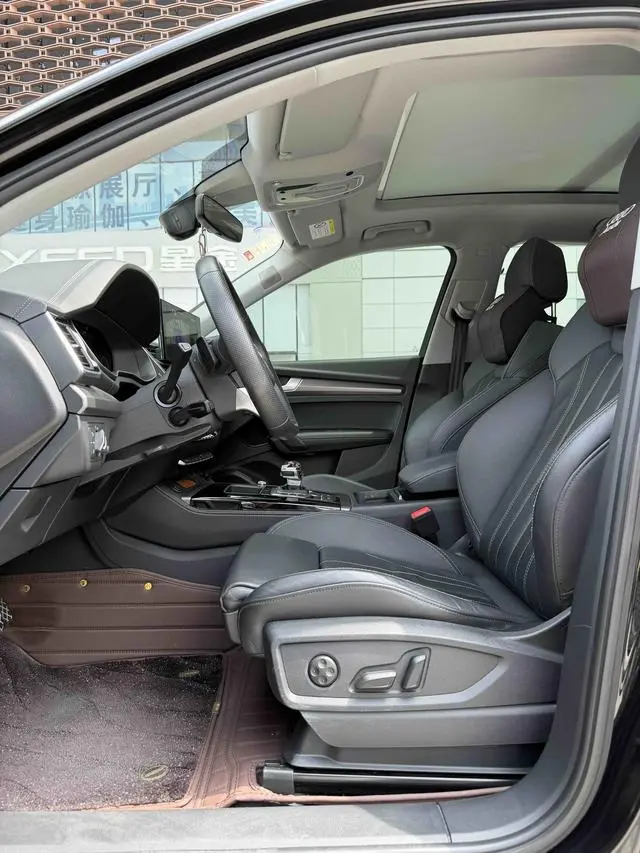 Audi Audi Q5L 45T luxury dynamic type