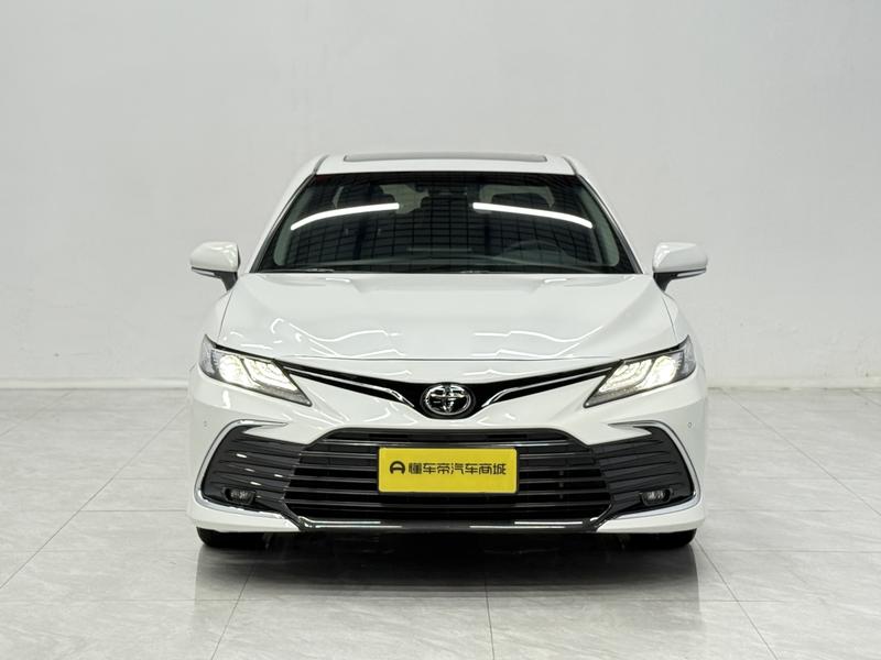 Toyota Camry 2022