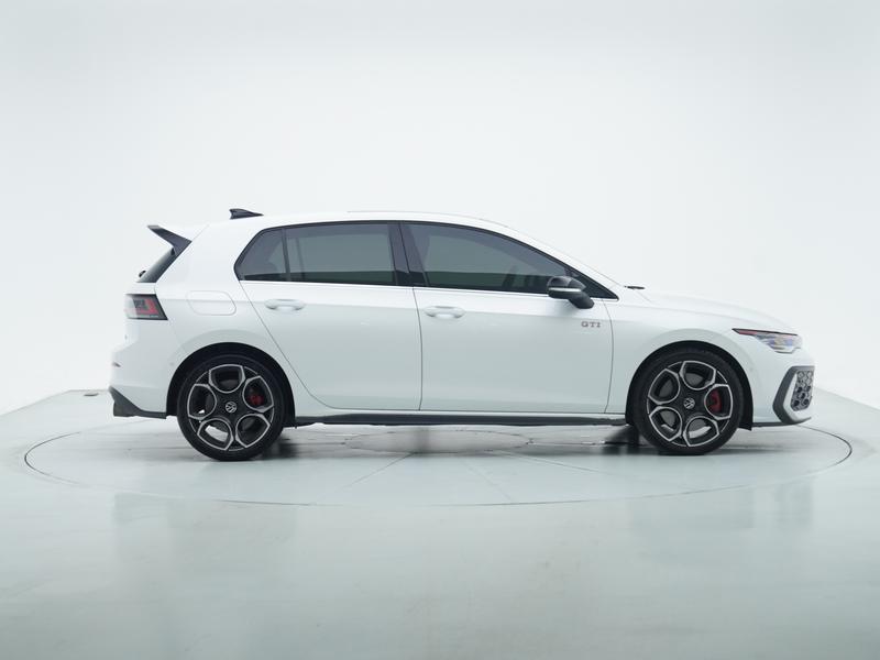 Volkswagen Golf GTI 2025