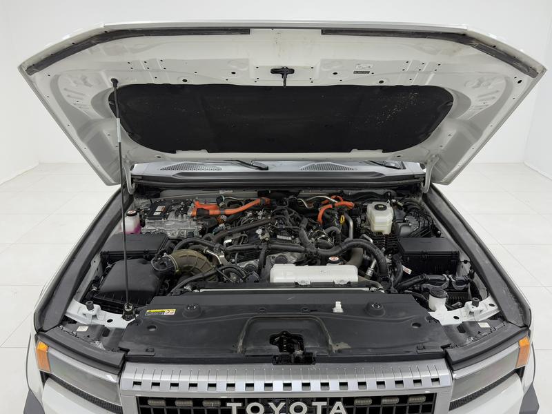 Toyota Prado 2024