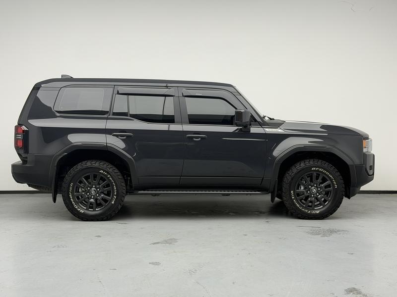 Toyota Prado 2024