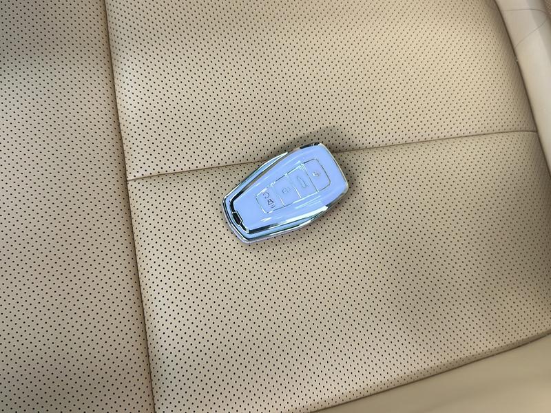 Geely Boyue L 2025