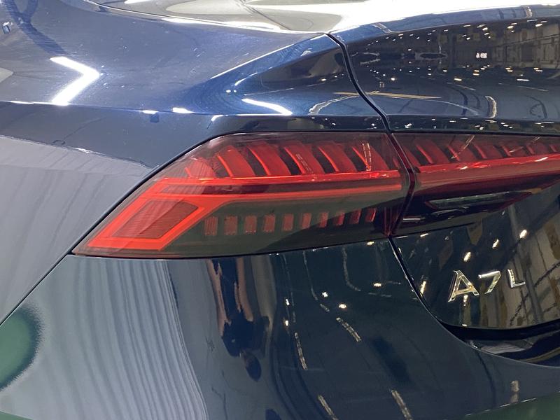 Audi Audi A7L 2024