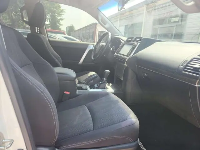 TOYOTA Prado 3.5L automatic TX