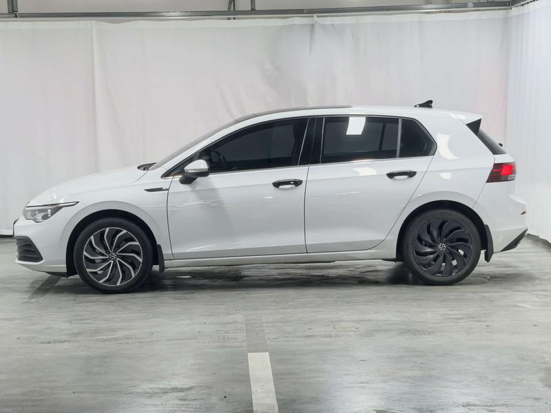 Volkswagen golf 2023