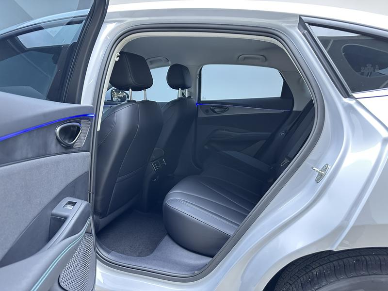 BYD Seal 06DM 2026