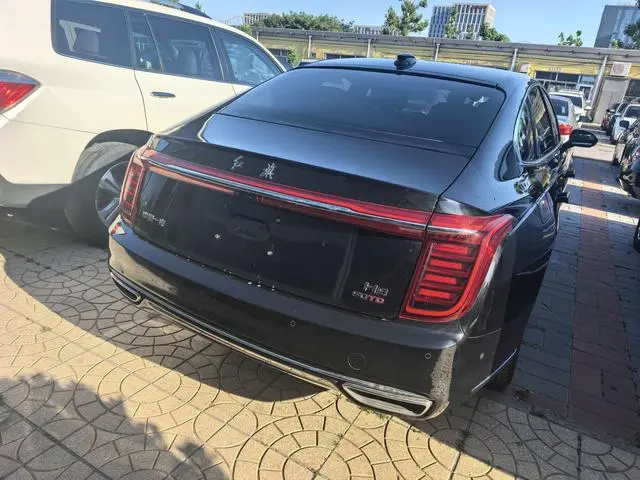 Hongqi Hongqi H9 3.0T Zhilian flag collar four-seater version
