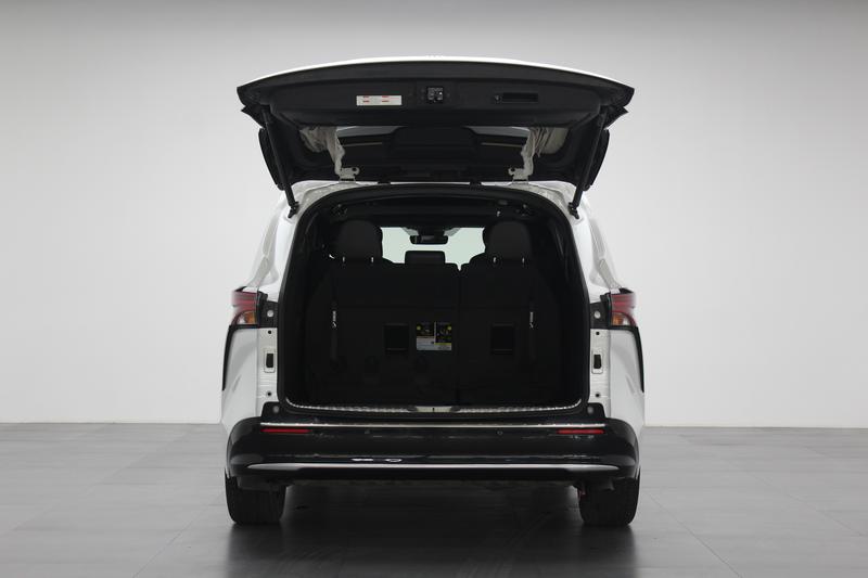 Toyota Sienna 2023