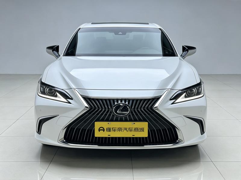 Lexus Lexus ES 2020