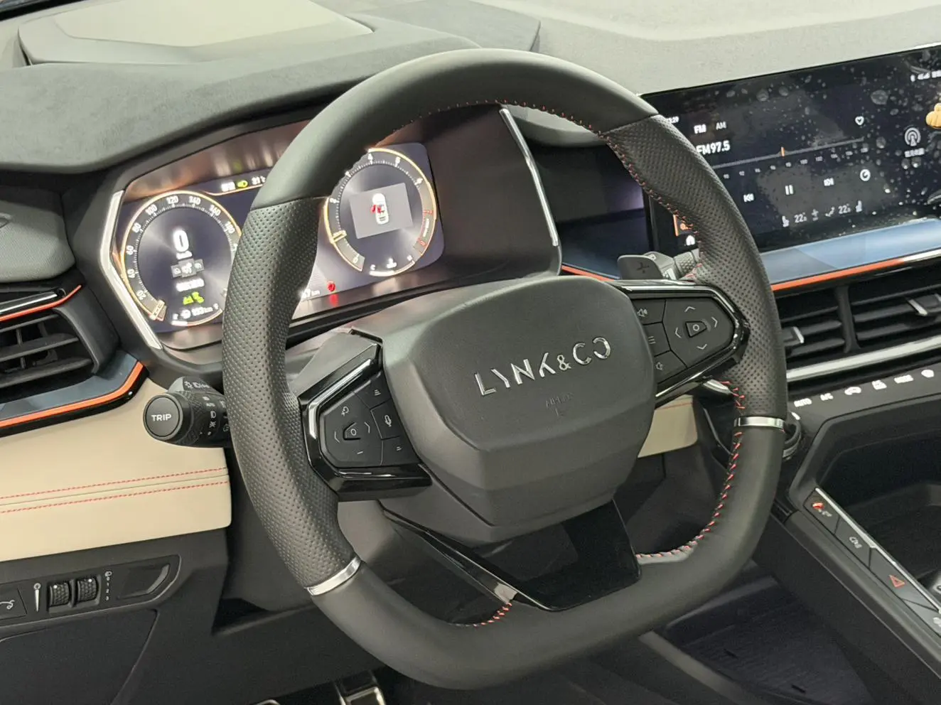 LYNK & CO Lynk 06 1.5T Yao Halo