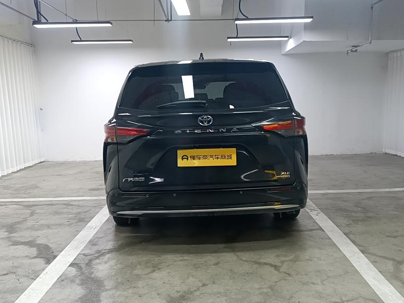 Toyota Sienna 2023