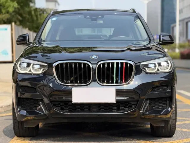 BMW BMW X3 xDrive25i M sports suit
