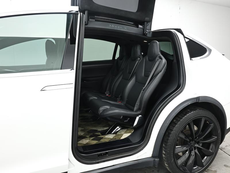 Tesla Model X 2016