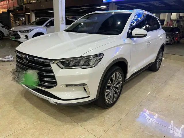BYD Song Pro DM DM 1.5T four-wheel drive performance version comfort type